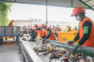 Peresmian TPS3R Lenteng Agung. Foto: KLH