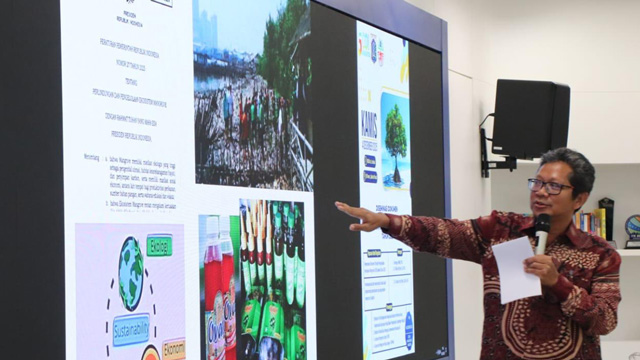 Jakarta susun pergub untuk perkuat perlindungan mangrove di pesisir. Foto: DLH DKI Jakarta