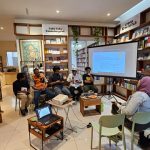 Sejumlah komunitas dan inisiatif warga menyoroti fasilitas pendukung bagi pejalan kaki dan pesepeda masih minim. Foto: Herry Irawan/Bike To Work Bandung