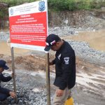 KLH menyegel lima perusahaan tambang di Sumatra Barat. Foto: KLH