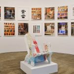 Bandara Atlanta punya kursi cantik dari sampah plastik kampus. Foto: Yanko Design