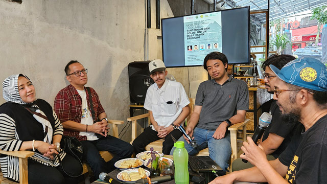 Mobilitas ramah lingkungan di Bandung masih sebatas gagasan, implementasinya masih terfokus pada kendaraan bermotor. Foto: Koalisi Mobilitas Ramah Lingkungan Berkelanjutan