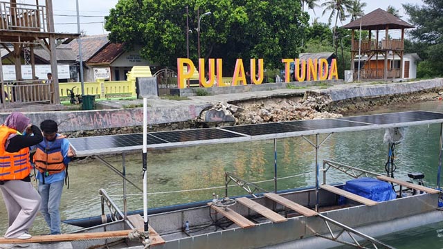 Kapal listrik bertenaga surya. Foto: BRIN