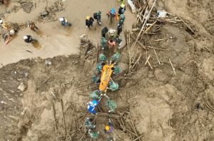Banjir berulang di Pulau Jawa berakar pada masalah kebijakan tata ruang. Foto: Bidang Komunikasi Kebencanaan BNPB / Dolfianus Daniel