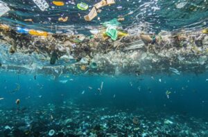 Ilustrasi mikroplastik. Foto: Freepik