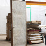 Desainer Denmark mengembangkan pintu ramah lingkungan berbahan jamur. Foto: Yanko Design