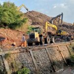 Tragedi longsor Bantargebang. Foto: Walhi