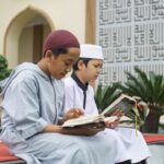 Pesantren dapat menjadi pelopor transisi energi berbasis nilai keagamaan. Foto: Freepik