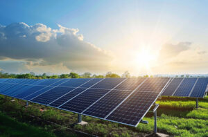 Percepatan konversi PLTD ke PLTS 100 GW, Indonesia bisa hemat US$4 Miliar. Foto: Freepik