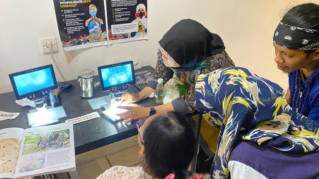 Riset Ecoton mengungkap mikroplastik dalam darah, air ketuban, dan sperma. Foto: Ecoton