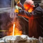 Terbelenggu PLTU, nikel Indonesia berisiko tersisih dari pasar global. Foto: Freepik