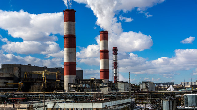 Walhi mendesak pemerintah hentikan perpanjangan energi fosil. Foto: Magnific