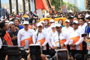 Warga wajib pilah sampah, Bantargebang hanya terima residu mulai Agustus 2026. Foto: KLH