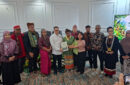 Penyerahan kebijakan peta jalan. Foto: KLH/BPLH