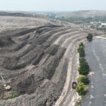 Pemprov DKI mulai menerapkan controlled landfill di TPST Bantargebang. Foto: DLH DKI